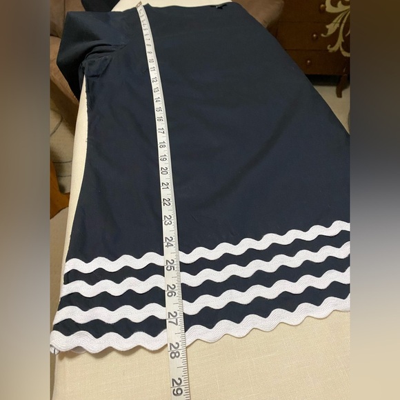 Talbots Navy Blue Blouse Top with White Rick Rack Detail in Size XL. - Picture 9 of 9